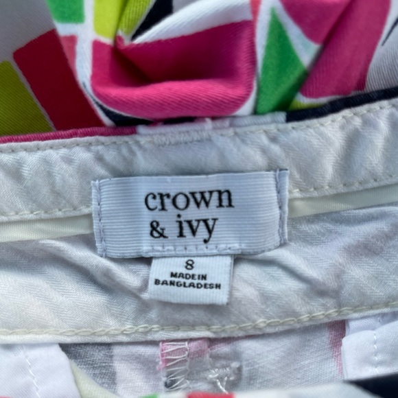 Crown & Ivy Geometric Print Shorts Size 8 - Picture 7 of 9